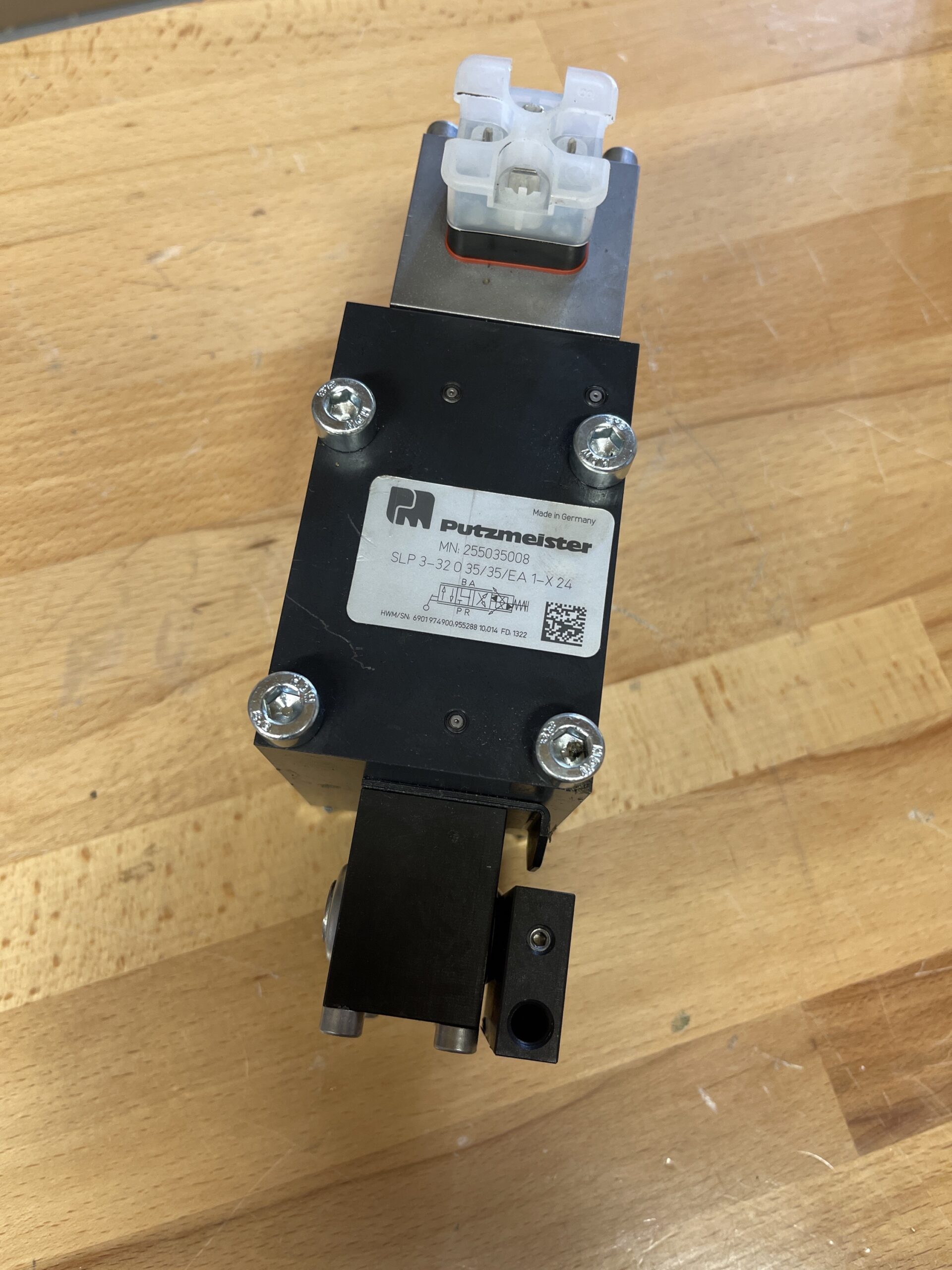 Hydr. valve prop. 24V; 35/35 l/min.