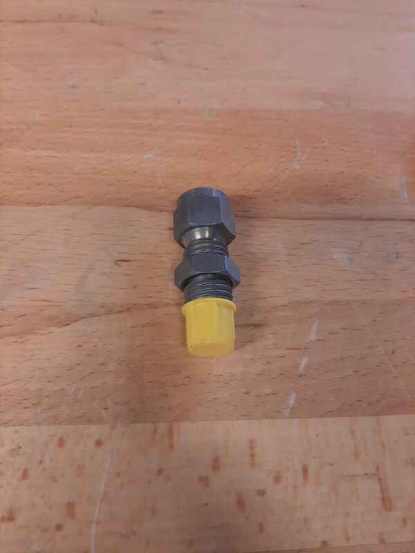 Pressure gauge connection R 1/4